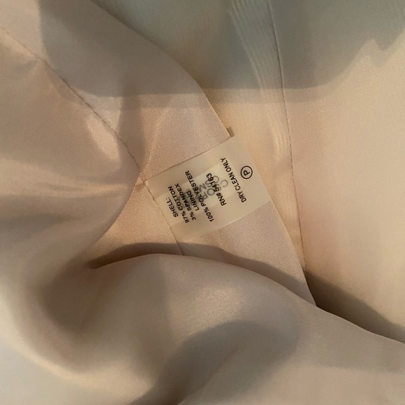 Calvin Klein Chic Beige Blazer and Short Set - Picture 4 of 14